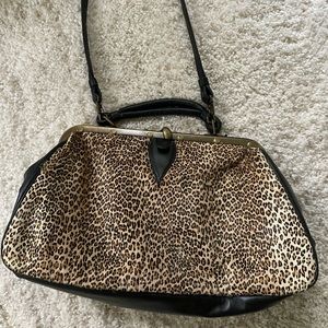 Cheetah print pocketbook. Excellent condition. Great size